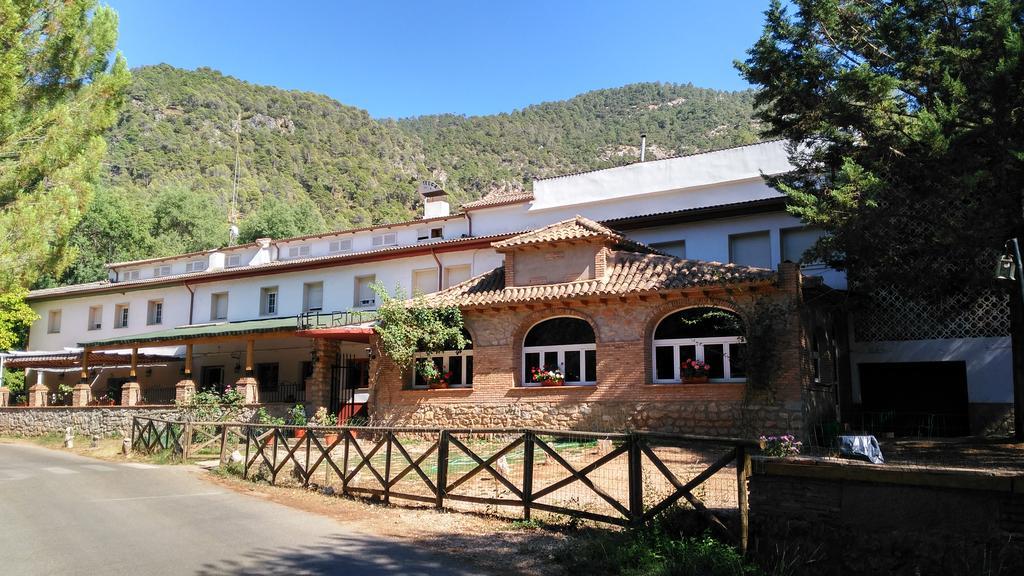 Hotel Pensión Rural Arroyo la Teja Arroyo Frío Exterior foto