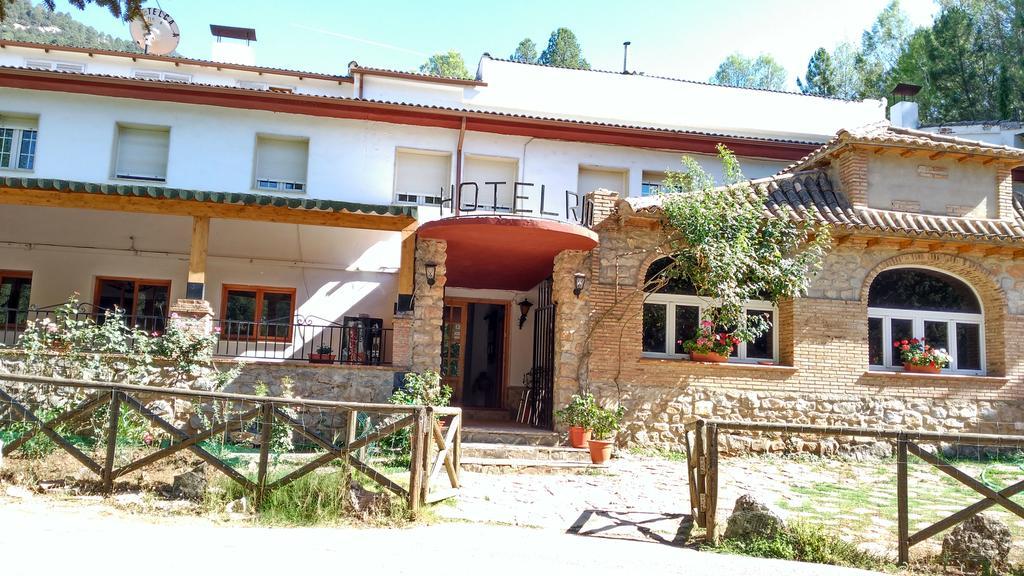 Hotel Pensión Rural Arroyo la Teja Arroyo Frío Exterior foto